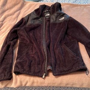 Black north face jacket